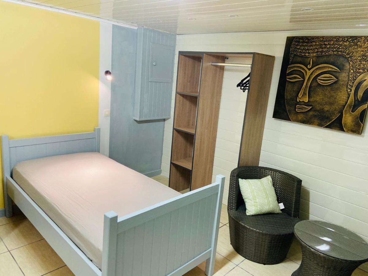 Chambres D'Hotes L'Orchidee Rose Salazie Exterior photo